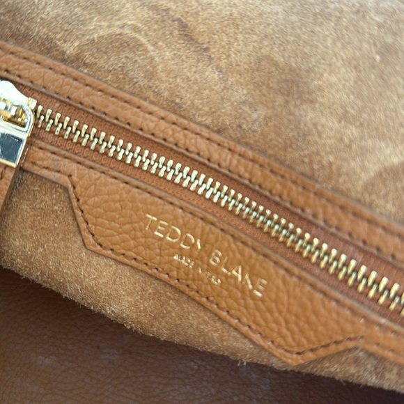 Teddy Blake Gigi Dollarino Bag With Strap in Caramel 11” - Picture 12 of 13